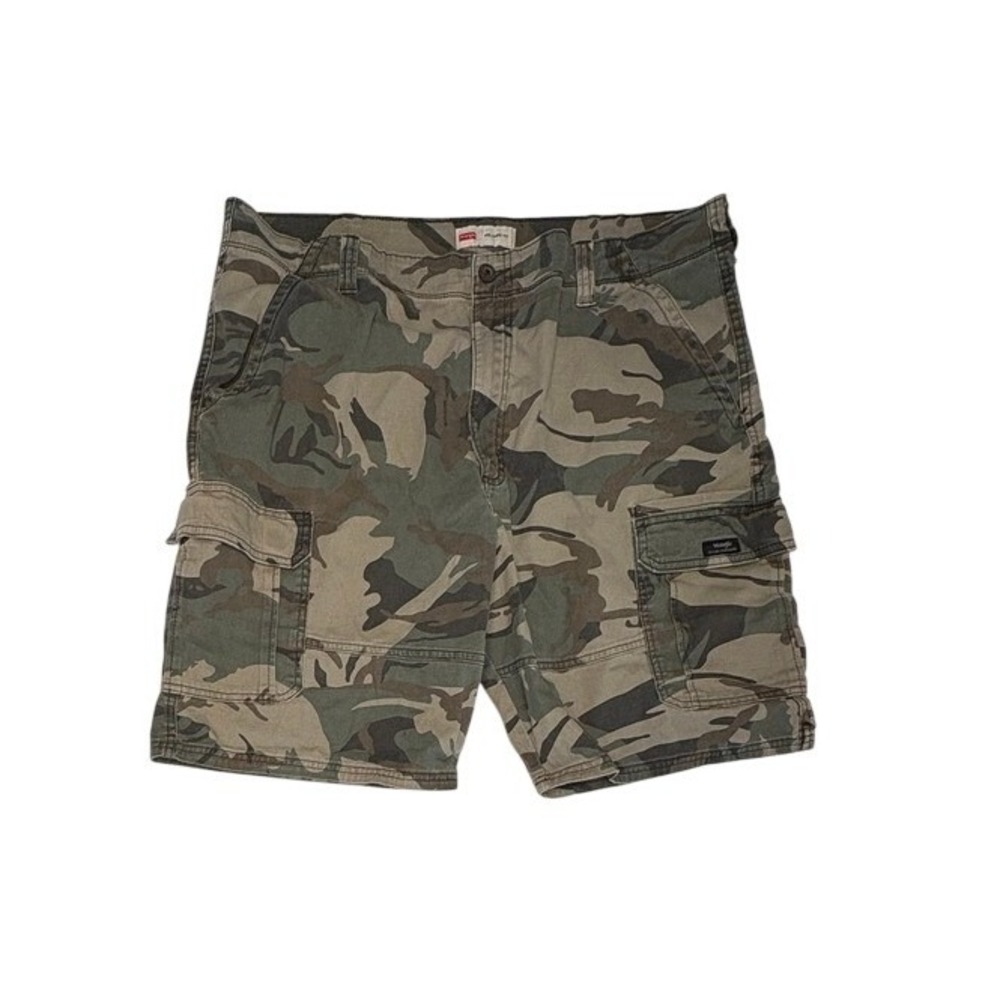 Wrangler Relaxed Fit Camouflage Cargo Shorts 40 Inseam 10" Casual Outdoor